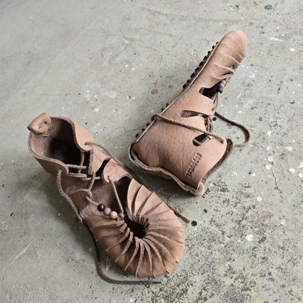 Papoutsi Padots High Boot Tender Taupe
