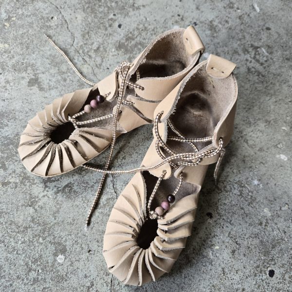 Papoutsi Padots High Boot Bone Boon Beauty
